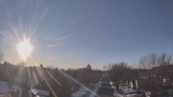 Weather camera view of Sibley East Middle and High School.