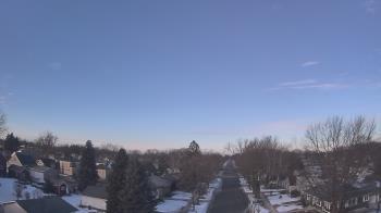 Weather camera view of Sibley East Middle and High School.