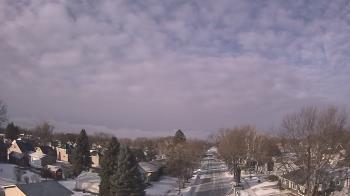 Weather camera view of Sibley East Middle and High School.