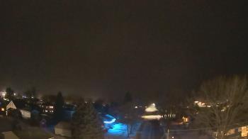 Weather camera view of Sibley East Middle and High School.