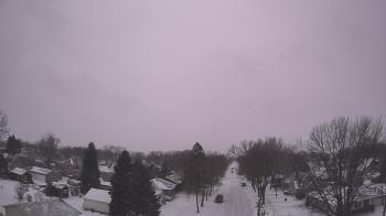 Weather camera view of Sibley East Middle and High School.