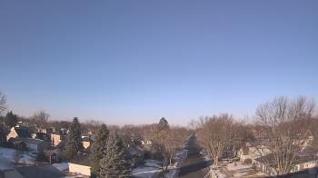 Weather camera view of Sibley East Middle and High School.