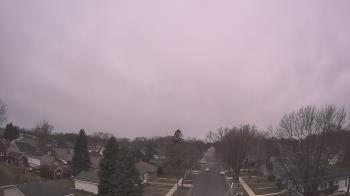 Weather camera view of Sibley East Middle and High School.