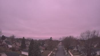 Weather camera view of Sibley East Middle and High School.