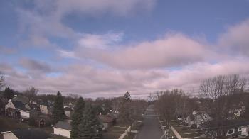 Weather camera view of Sibley East Middle and High School.