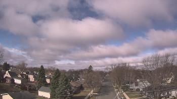 Weather camera view of Sibley East Middle and High School.