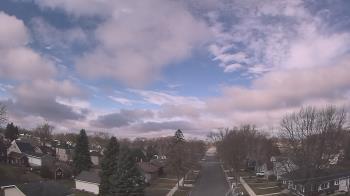 Weather camera view of Sibley East Middle and High School.