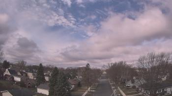 Weather camera view of Sibley East Middle and High School.