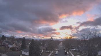 Weather camera view of Sibley East Middle and High School.