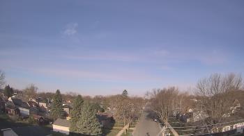 Weather camera view of Sibley East Middle and High School.