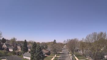 Weather camera view of Sibley East Middle and High School.