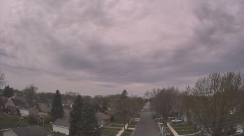 Weather camera view of Sibley East Middle and High School.