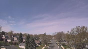 Weather camera view of Sibley East Middle and High School.