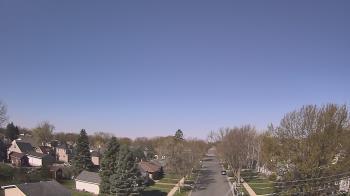 Weather camera view of Sibley East Middle and High School.
