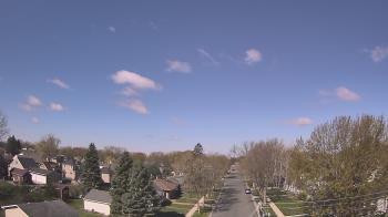 Weather camera view of Sibley East Middle and High School.