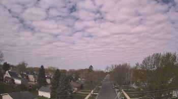 Weather camera view of Sibley East Middle and High School.