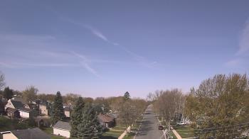 Weather camera view of Sibley East Middle and High School.