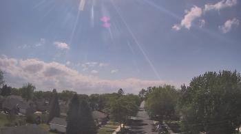 Weather camera view of Sibley East Middle and High School.