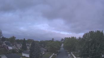 Weather camera view of Sibley East Middle and High School.