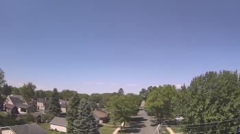 Weather camera view of Sibley East Middle and High School.