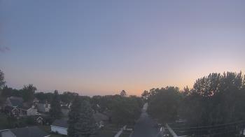 Weather camera view of Sibley East Middle and High School.