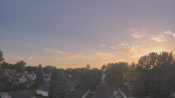 Weather camera view of Sibley East Middle and High School.