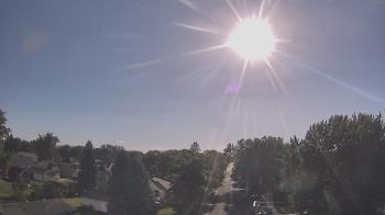 Weather camera view of Sibley East Middle and High School.