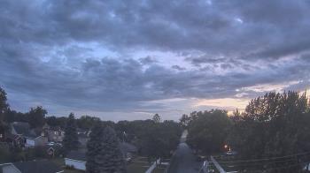 Weather camera view of Sibley East Middle and High School.