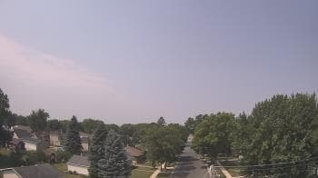Weather camera view of Sibley East Middle and High School.