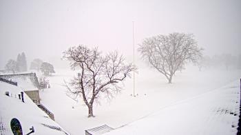 Weather camera view of Highland Meadows Golf Club.