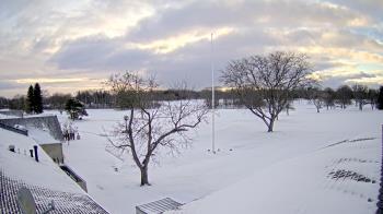 Weather camera view of Highland Meadows Golf Club.