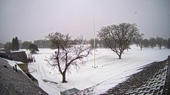 Weather camera view of Highland Meadows Golf Club.