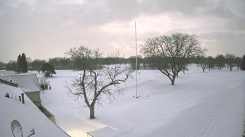 Weather camera view of Highland Meadows Golf Club.