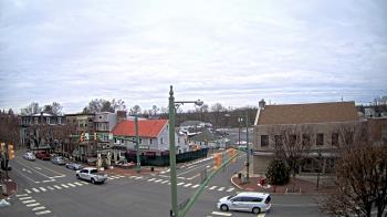 Weather camera view of JoJos Pizza.