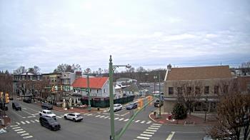 Weather camera view of JoJos Pizza.