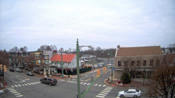 Weather camera view of JoJos Pizza.