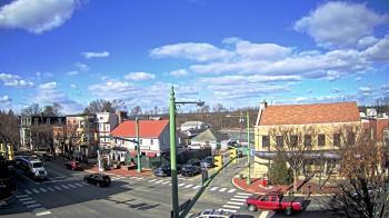 Weather camera view of JoJos Pizza.