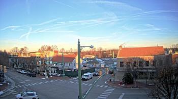 Weather camera view of JoJos Pizza.