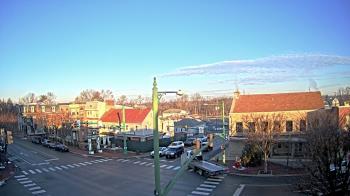 Weather camera view of JoJos Pizza.