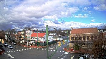 Weather camera view of JoJos Pizza.