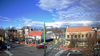 Weather camera view of JoJos Pizza.