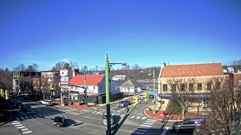 Weather camera view of JoJos Pizza.