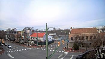 Weather camera view of JoJos Pizza.