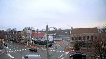 Weather camera view of JoJos Pizza.