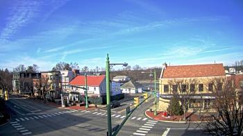 Weather camera view of JoJos Pizza.