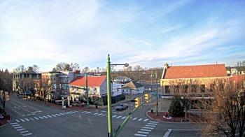 Weather camera view of JoJos Pizza.