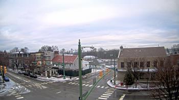 Weather camera view of JoJos Pizza.