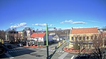 Weather camera view of JoJos Pizza.