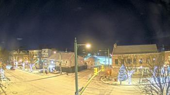 Weather camera view of JoJos Pizza.