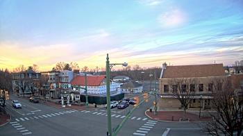 Weather camera view of JoJos Pizza.
